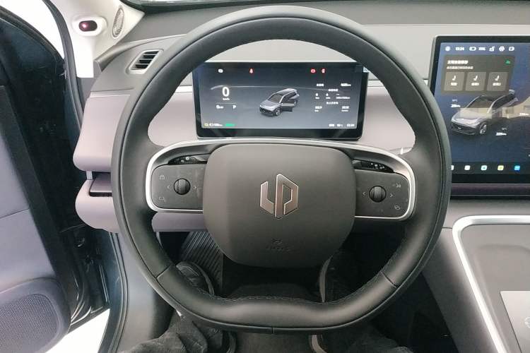 Used Leapmotor C16 2026 Pure Electric 630 LiDAR Zhizun Edition 5 Seats
