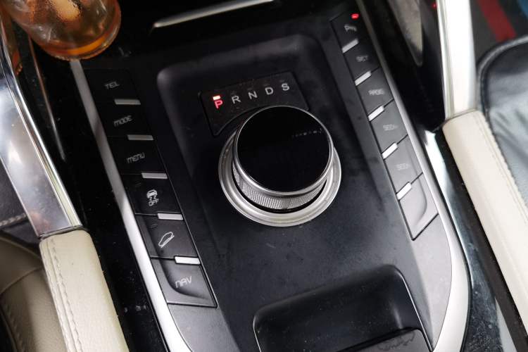 Used Zotye T700 2017 1.8T Dual-Clutch Prestige Model