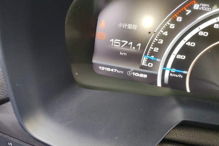 Used Wey VV7 2017 2.0T Flagship Model Odometer Close Up