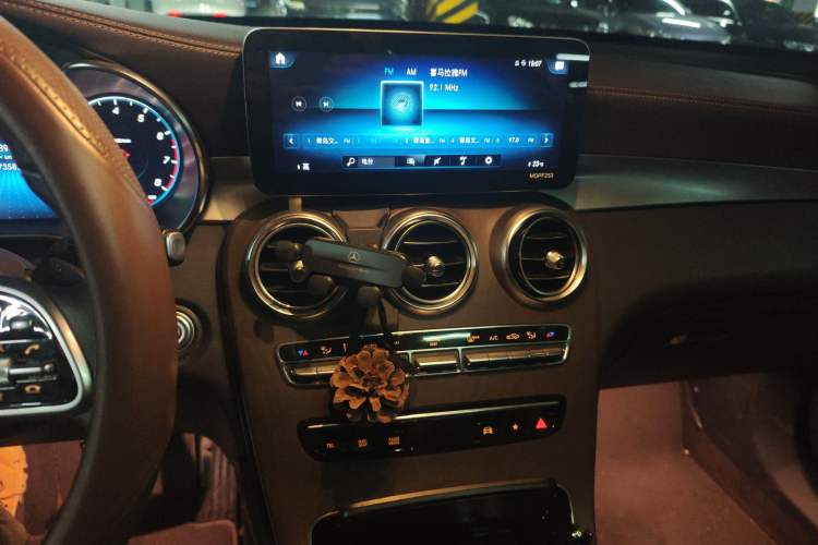 Used Mercedes-Benz GLC 2021 GLC 260 L 4MATIC Luxury Model