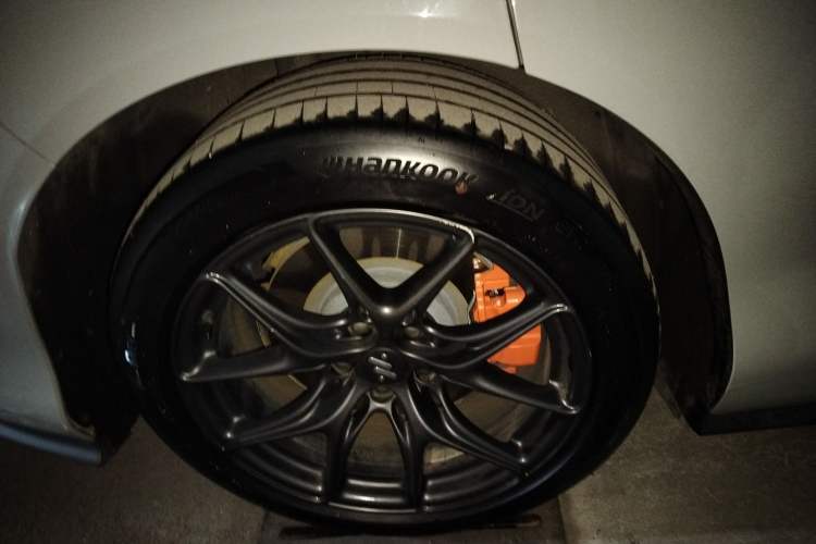 Used IM L6 2024 Max Long-Range Version Right Rear Wheel Hub