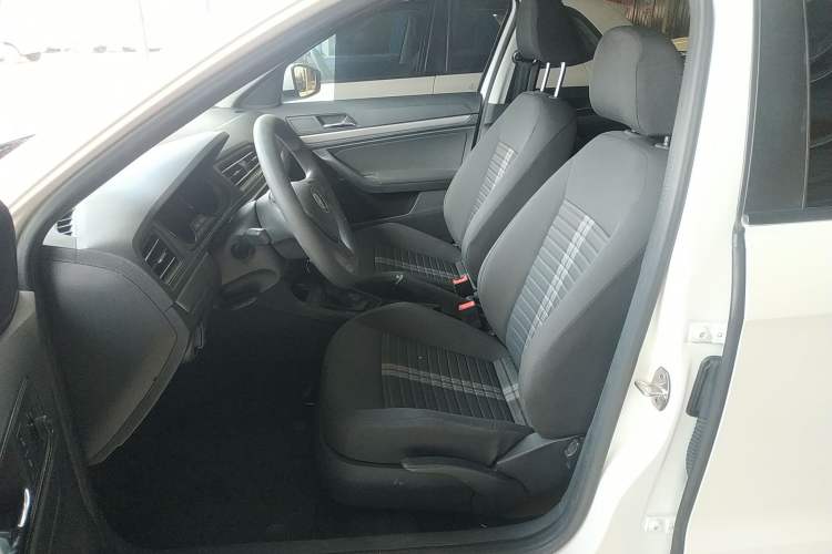 Used Volkswagen Lavida 2019 Lavida Start 1.5L Automatic Trendy Version China VI Standard
