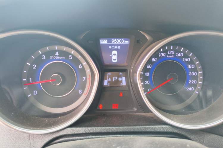 Used Hyundai Elantra (5th Generation / Langdong) 2015 1.6L Automatic Luxury Model Instrument Cluster