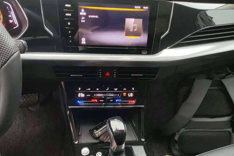 Used Volkswagen Passat 2025 Premium Version 380TSI Dragon Edition