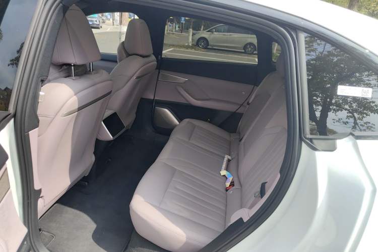 Used ONVO L60 2025 Model—60 kWh Rear-Wheel-Drive Version