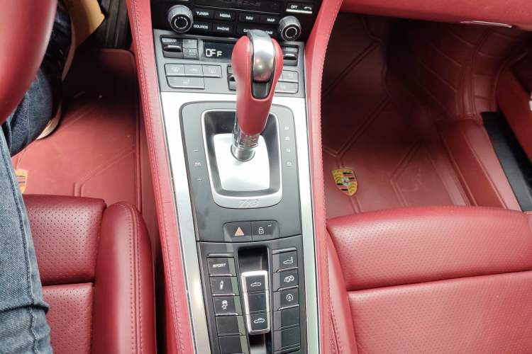 Used Porsche 718 2018 Boxster 2.0T
