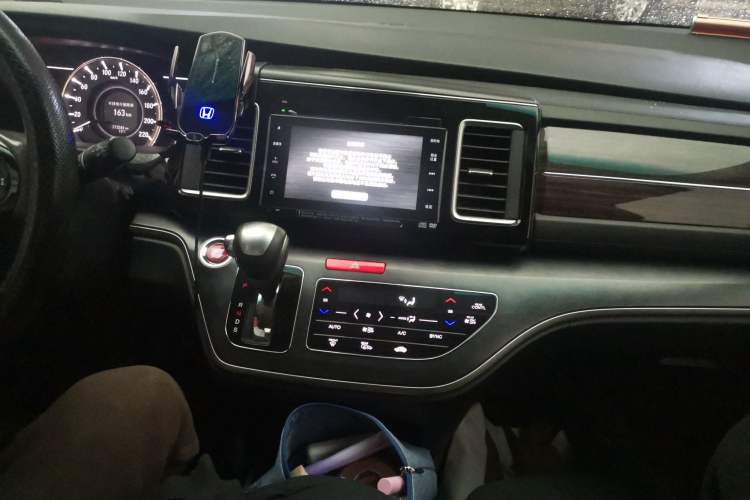 Used Honda Elysion 2016 2.4L Supreme Edition