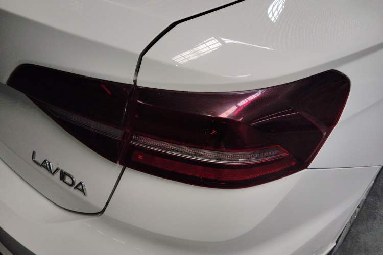 Used Volkswagen Lavida 2021 1.5L Automatic Vision Edition
