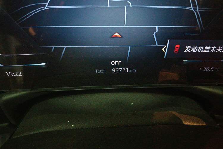 Used BMW i3 2022 eDrive 35 L Odometer Close Up