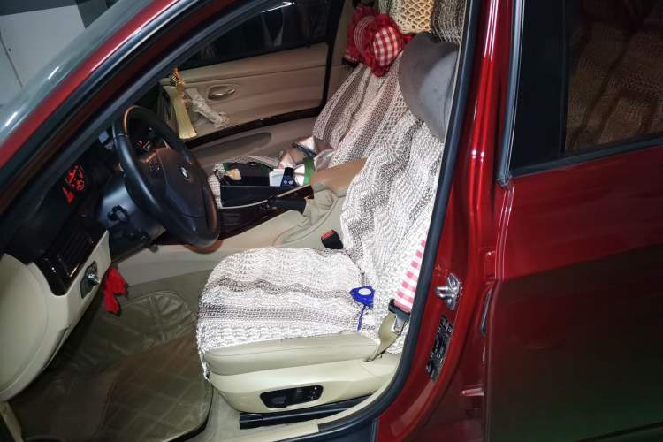 Used BMW 3 Series 2010 320i Luxury Edition
