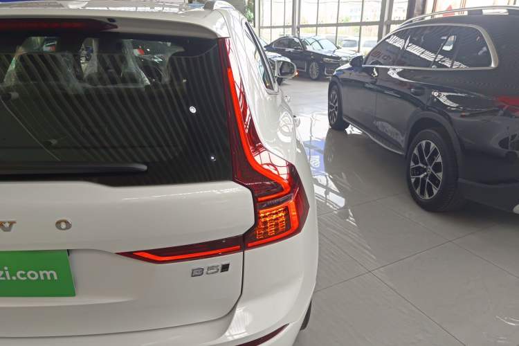 Used Volvo XC60 2026 B5 4x4 Smart Luxury Edition
