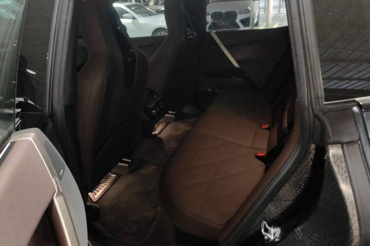Used BMW iX 2022 xDrive40 Left Rear Seat