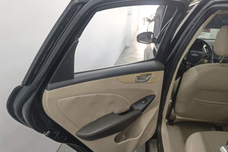 Used Chery Arrizo 7 2013 1.6L CVT Zhixiang Edition