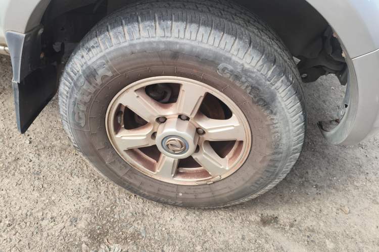 Used Dongfeng Ruichi 2019 2.4L Gasoline China VI Standard Two-Wheel-Drive Long Cargo Bed 2TZD Right Front Wheel Hub