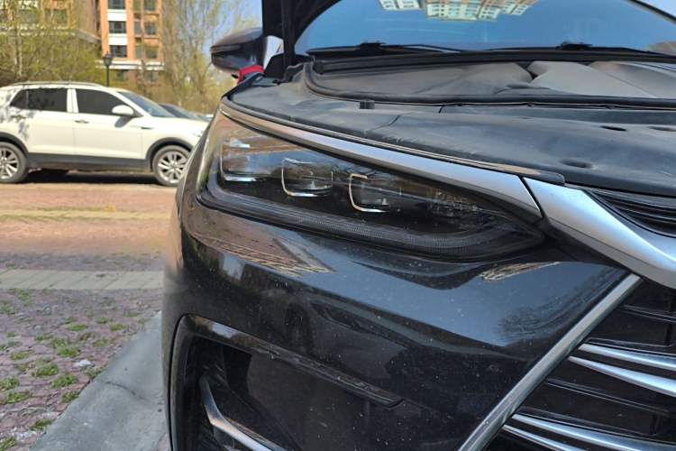 Used BYD Tang New Energy 2021 DM-i 112KM Prestige Model Right Front Headlight