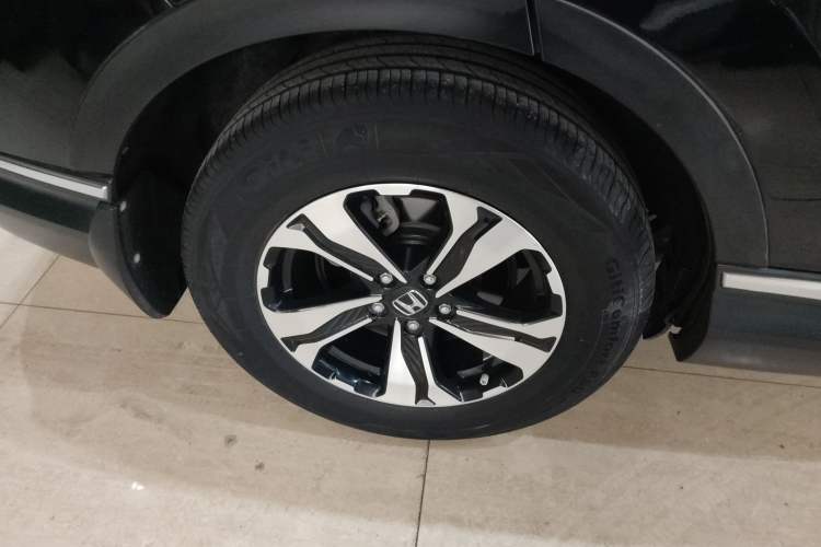 Used Honda CR-V 2017 240TURBO CVT Front-Wheel Drive Fashion Edition
