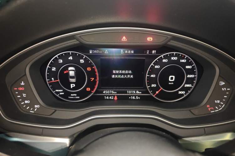 Used Audi A4L 2018 30th Anniversary Edition 40 TFSI Fashion Model
