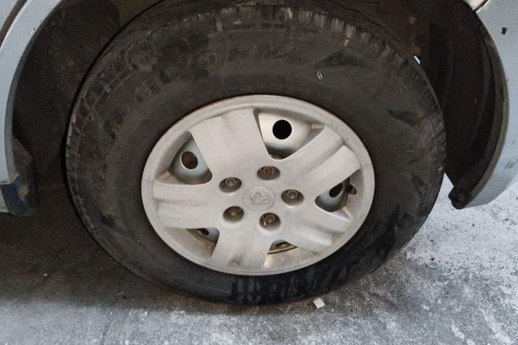 Used CHANGAN KAICHENG Ruixing M80 2019 1.5L Base Version 4-Seater Single-Steamed Air Conditioning China VI Standard Flat Roof with Lift-Up Rear Door DAM15KR