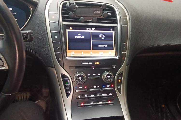 Used Lincoln Nautilus 2019 2.0T Two-Wheel Drive Luxury Edition China V Standard
