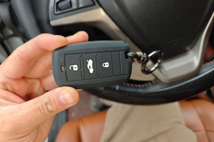 Used CHANGAN OSHAN CX70 2017 CX70T 1.5T Automatic Zunqing Edition