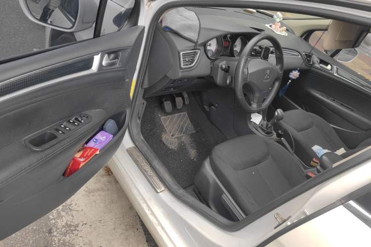 Used Peugeot 308 2014 Enjoy Edition Classic 1.6L Manual Fashion Model
