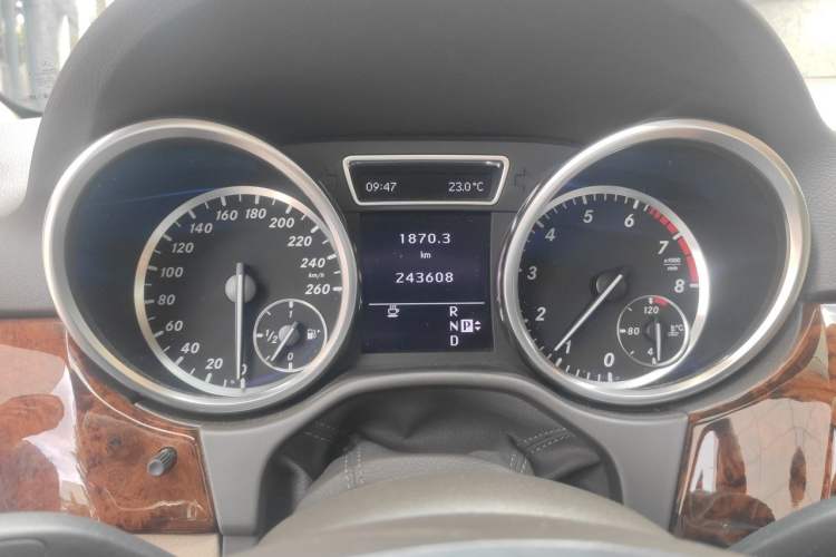Used Mercedes-Benz M-Class 2012 ML 350 Sport Edition
