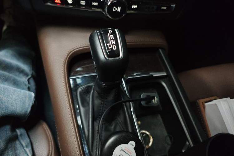 Used Volvo S90 2018 T4 Zhiyuan Edition Gear Lever