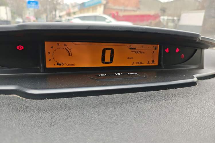 Used Citroen C-Quatre 2016 Classic Sedan 1.6L Manual CNG Instrument Cluster