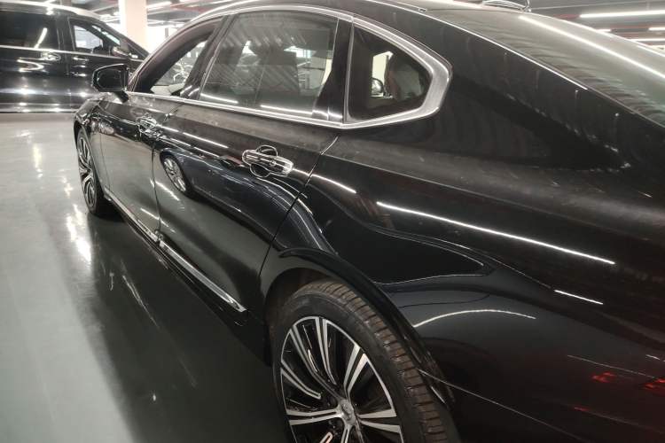 Used Volvo S90 New Energy 2022 T8 eDrive Hybrid Luxury Edition