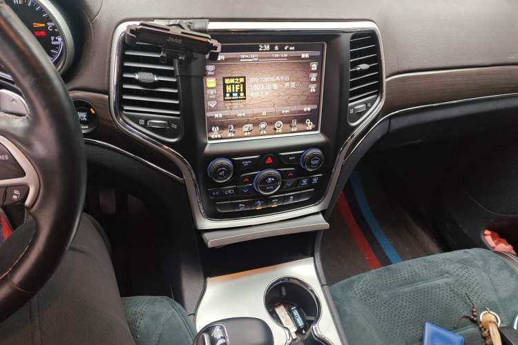 Used Jeep Grand Cherokee (Import) 2015 3.6L Luxury Navigation Edition