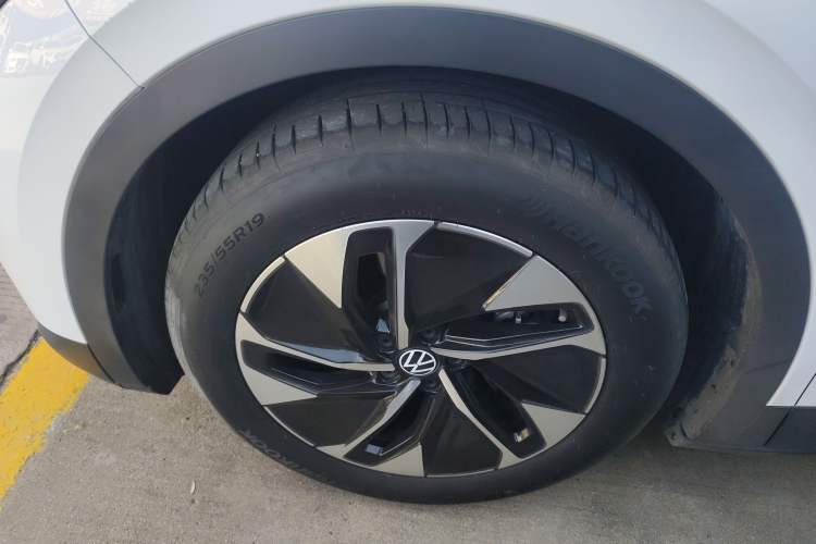 Used Volkswagen ID.4 CROZZ 2025 Pure Edition