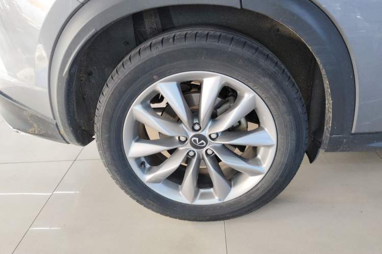 Used Infiniti QX50 2020 Revised Version 2.0T Two-Wheel Drive Fashion Edition
