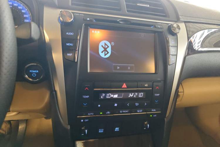 Used Toyota Camry 2015 Dual-Engine 2.5 HG Luxury Navigation Edition Audio And AC Panel