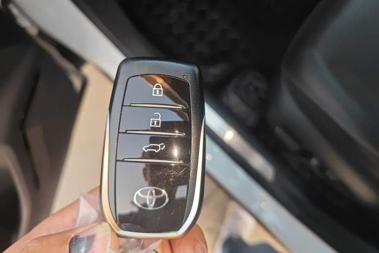 Used Toyota Venza 2022 2.0L CVT Two-Wheel Drive Prestige Edition