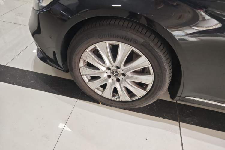 Used Mercedes-Benz S-Class 2019 S 320 L
