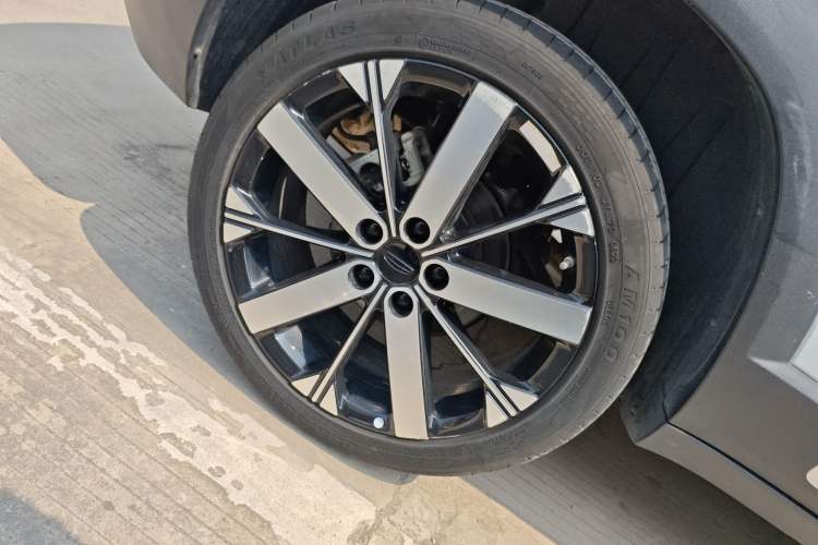 Used Geely Auto icon 2023 1.5TD Chocolate Smoothie Edition
