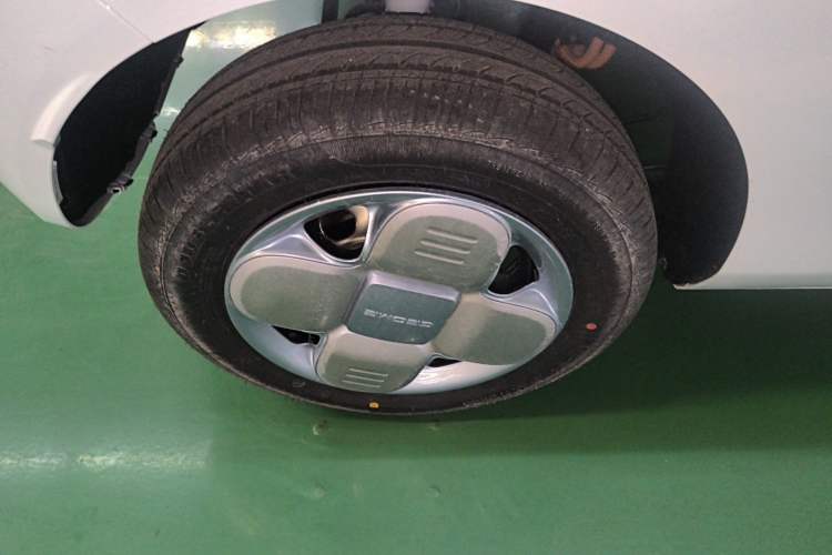 Used Geely Galaxy Panda 2024 Panda Mini 200km Endurance Bear
