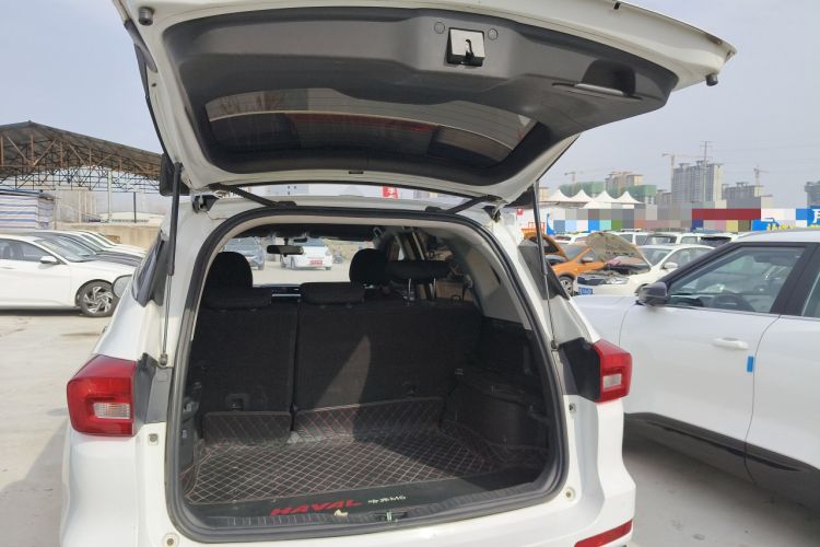 Used Haval M6 2018 Revised Version 1.5T DCT Two-Wheel Drive Urban Style
