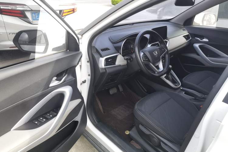 Used Baojun 510 2019 1.5L CVT Enjoyment Model China VI Emission Standard