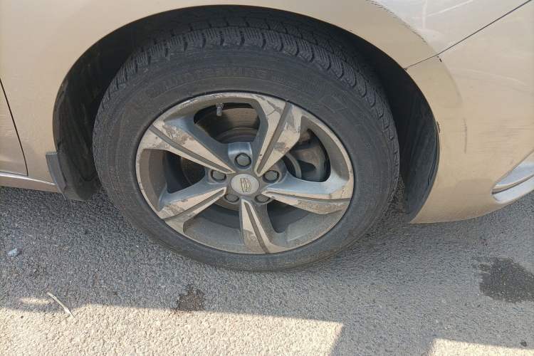 Used Geely Auto Emgrand GL 2018 1.4T Manual Elite Smart Connectivity Version Right Front Wheel Hub