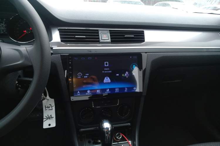 Used Volkswagen Bora 2018 1.5L Automatic Fashion Model Audio And AC Panel