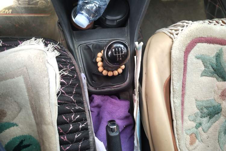 Used Volkswagen Jetta 2013 1.4L Manual Comfort Model Gear Lever