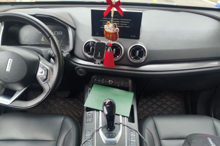 Used Wey VV5 2019 1.5T Two-Wheel Drive Smart Pioneer Audio And AC Panel