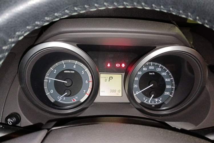 Used Toyota Prado  Instrument Cluster