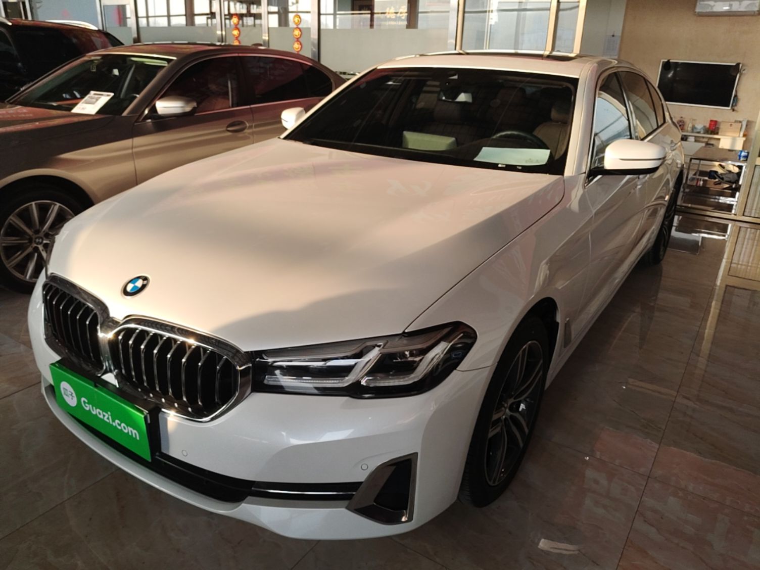 Parte inferior delantera