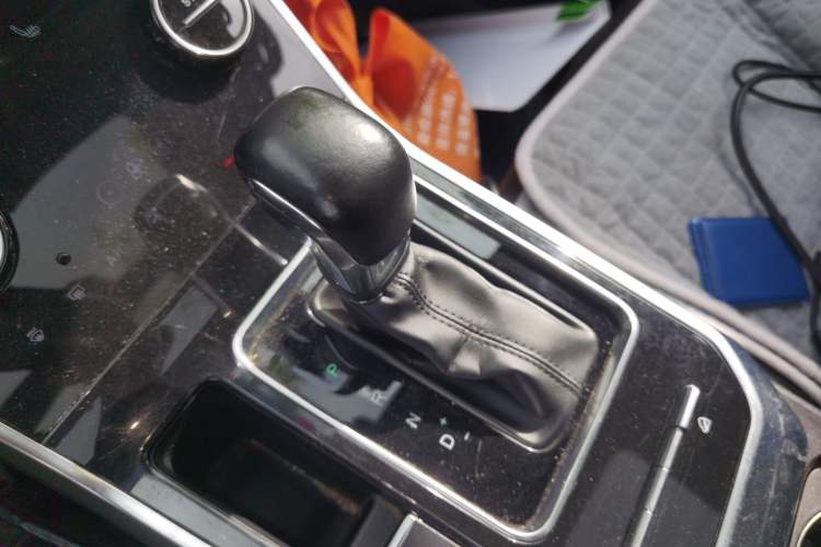 Used Chery Tiggo 8 2019 1.5 TCI Automatic Elite Model Gear Lever