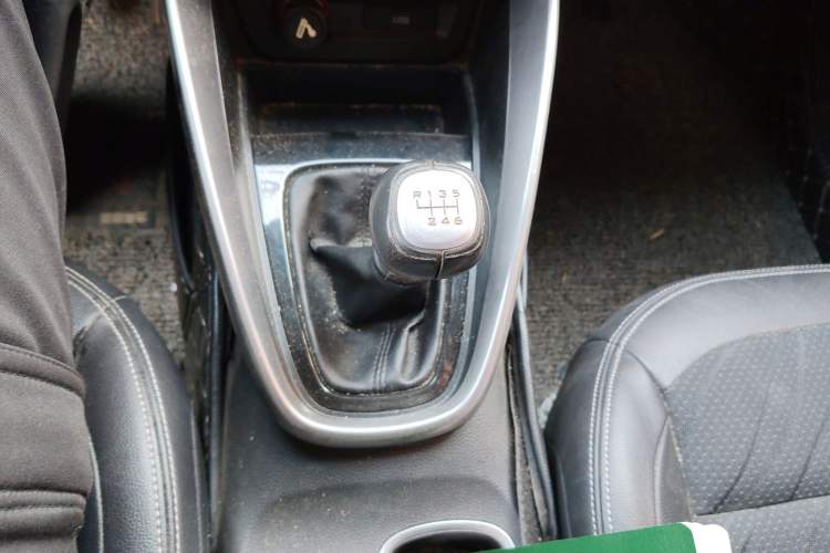 Used Baojun 510 2017 1.5L Manual Fashion Model
