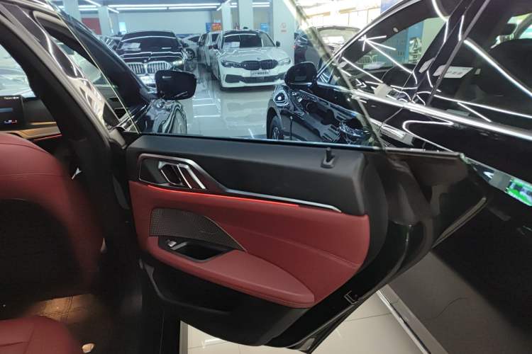 Used BMW i4 2023 eDrive40
