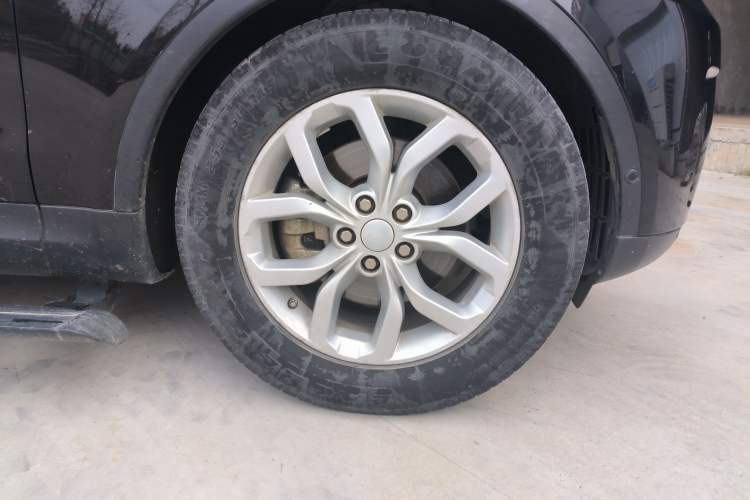 Used Land Rover Discovery 2018 2.0T SE