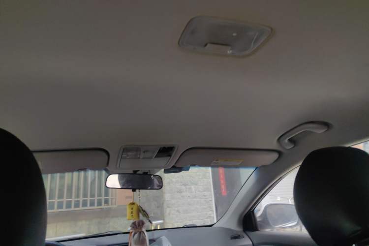 Used Hyundai Elantra (5th Generation / Langdong) 2016 1.6L Automatic Smart Version